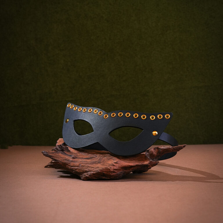 fetish-bondage-blindfold-mask