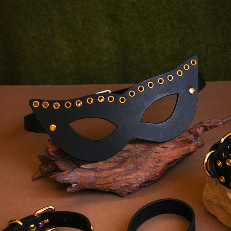 secure-bondage-straps-for-suspension