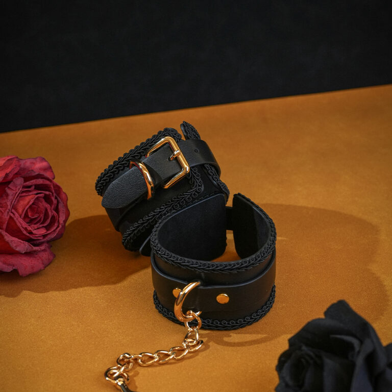 luxury-bondage-cuffs