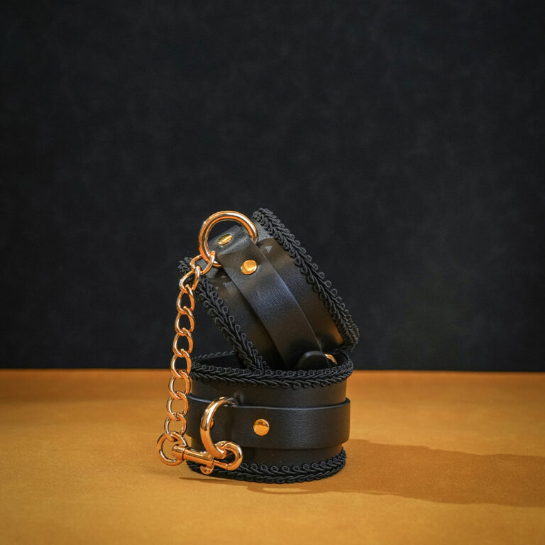 luxury-bondage-cuffs