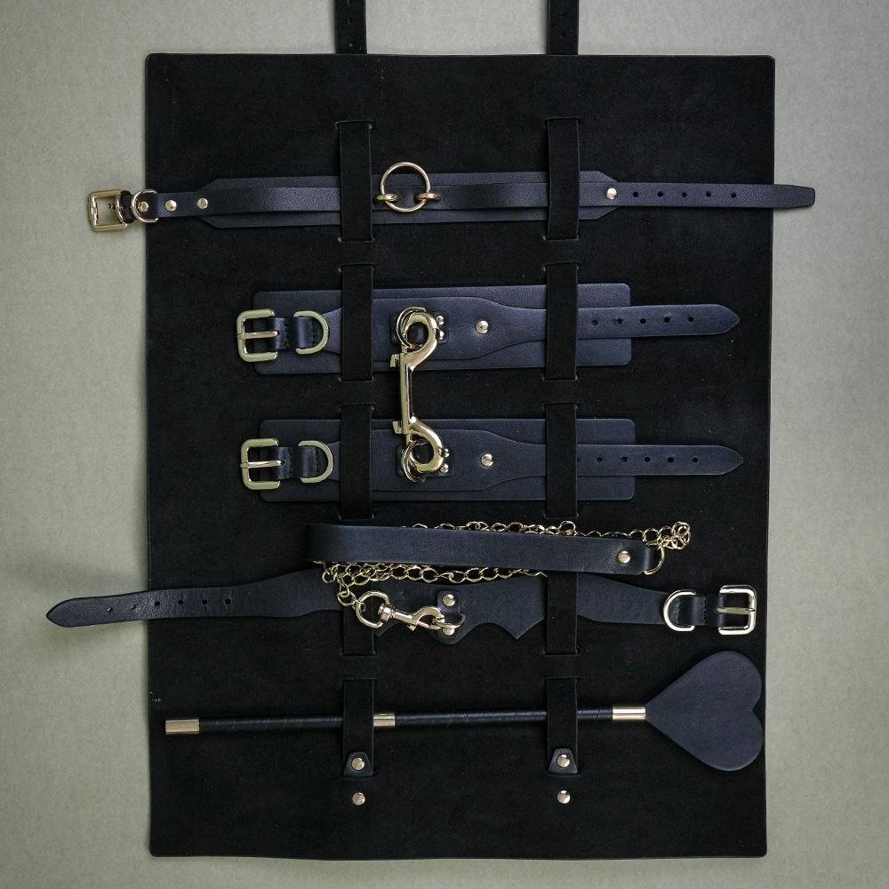 BDSM RESTRAINT SET