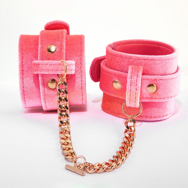 VELVET CUFF2
