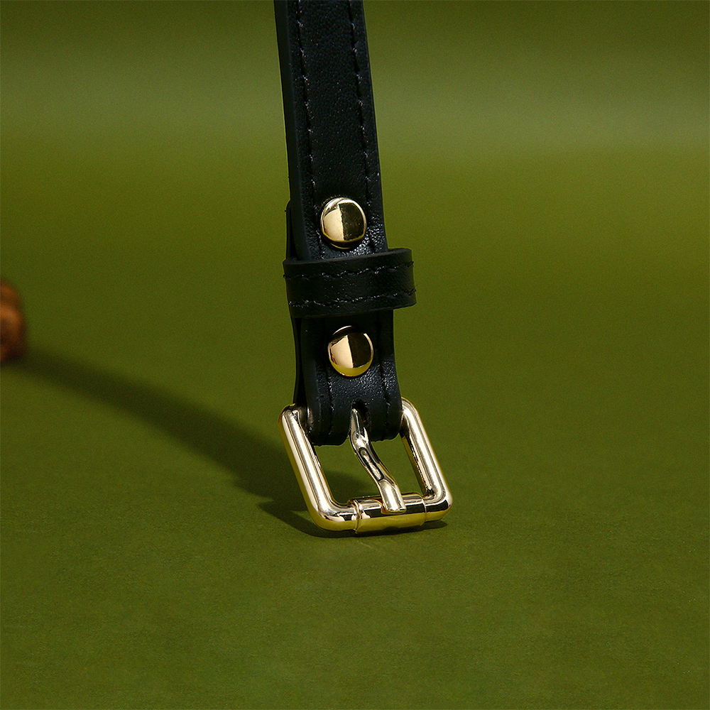 Belle Époque Leather Blindfold