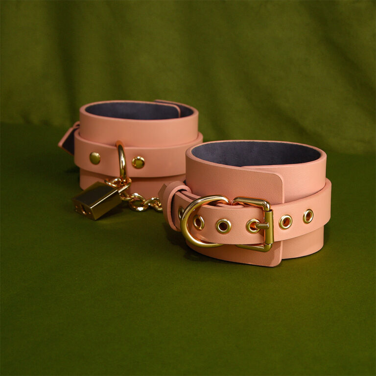 PINK HANDCUFF FOR GIRLS1